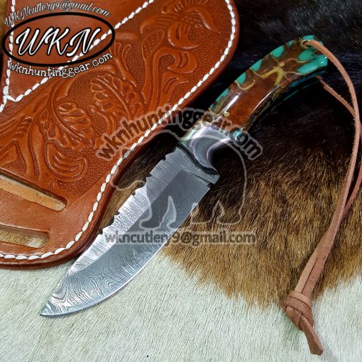 Custom Made Damascus Steel Fixed Blade Cowboy and Skinner knife...