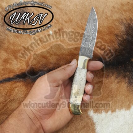 Damascus Steel Skinner knife