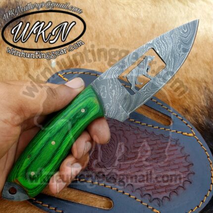 Damascus Steel Skinner knife