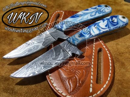 handmade damascus steel cowboy knives.